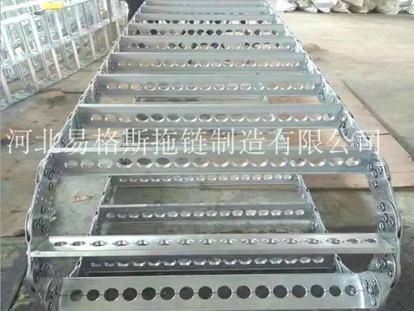 钢制拖链发货案例展示